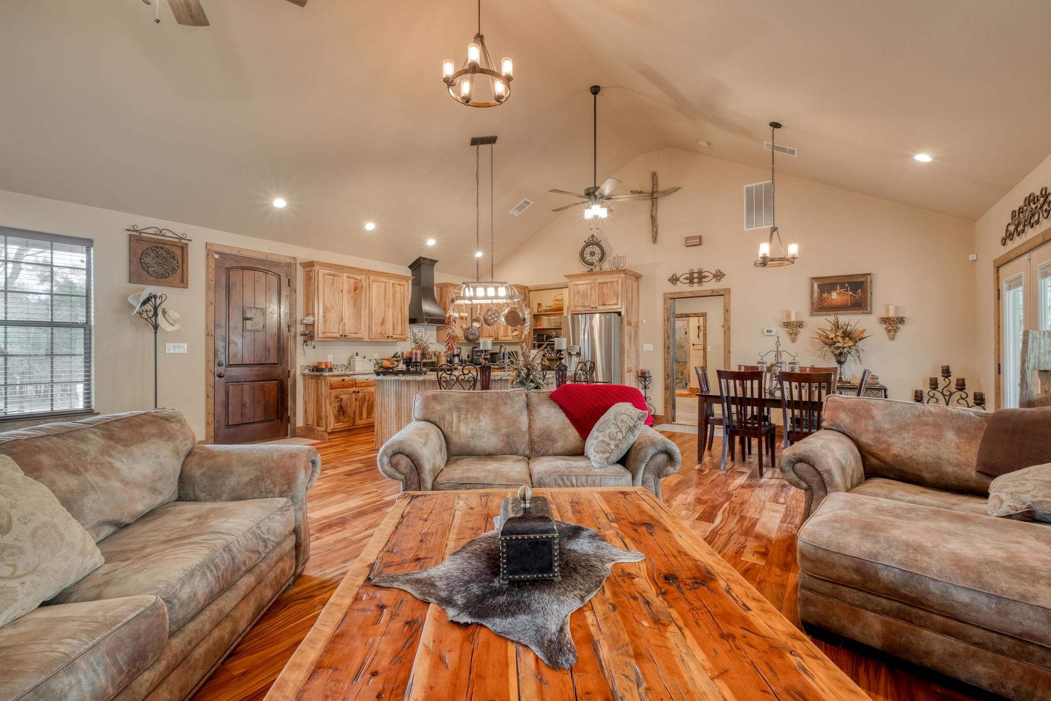 7152 Taylorsville Road Dale TX 78616