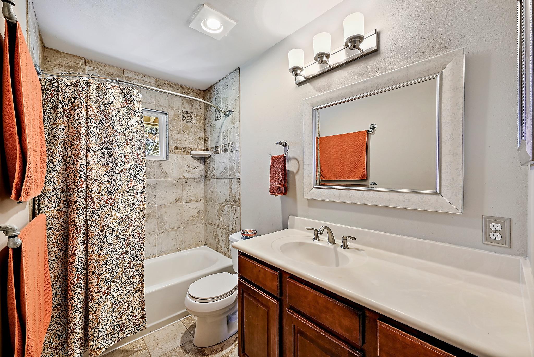 24807 Martin Lane Spicewood TX 78669