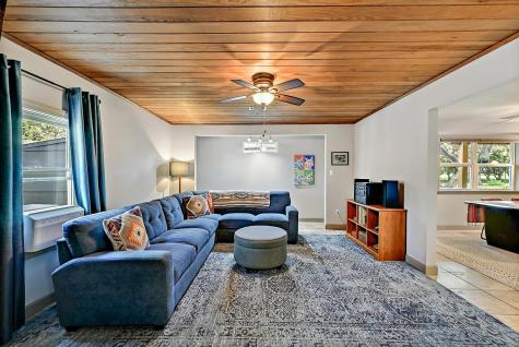 24807 Martin Lane Spicewood TX 78669