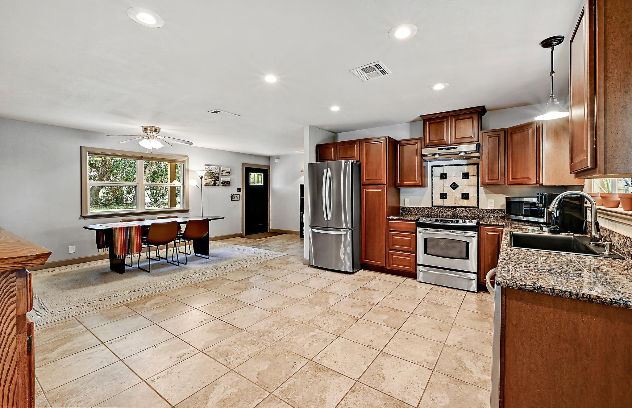 24807 Martin Lane Spicewood TX 78669
