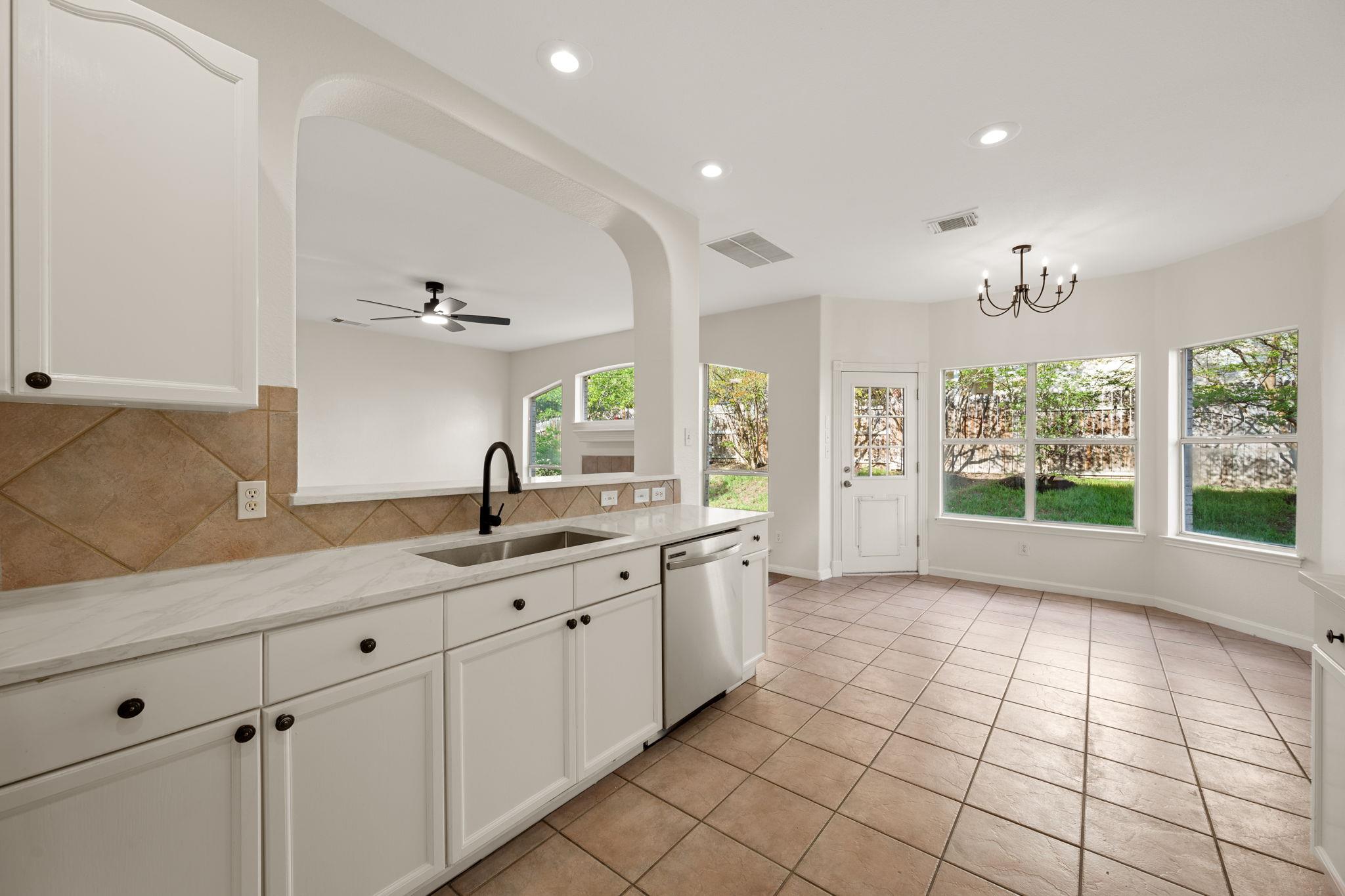 1734 Chasewood Drive Austin TX 78727