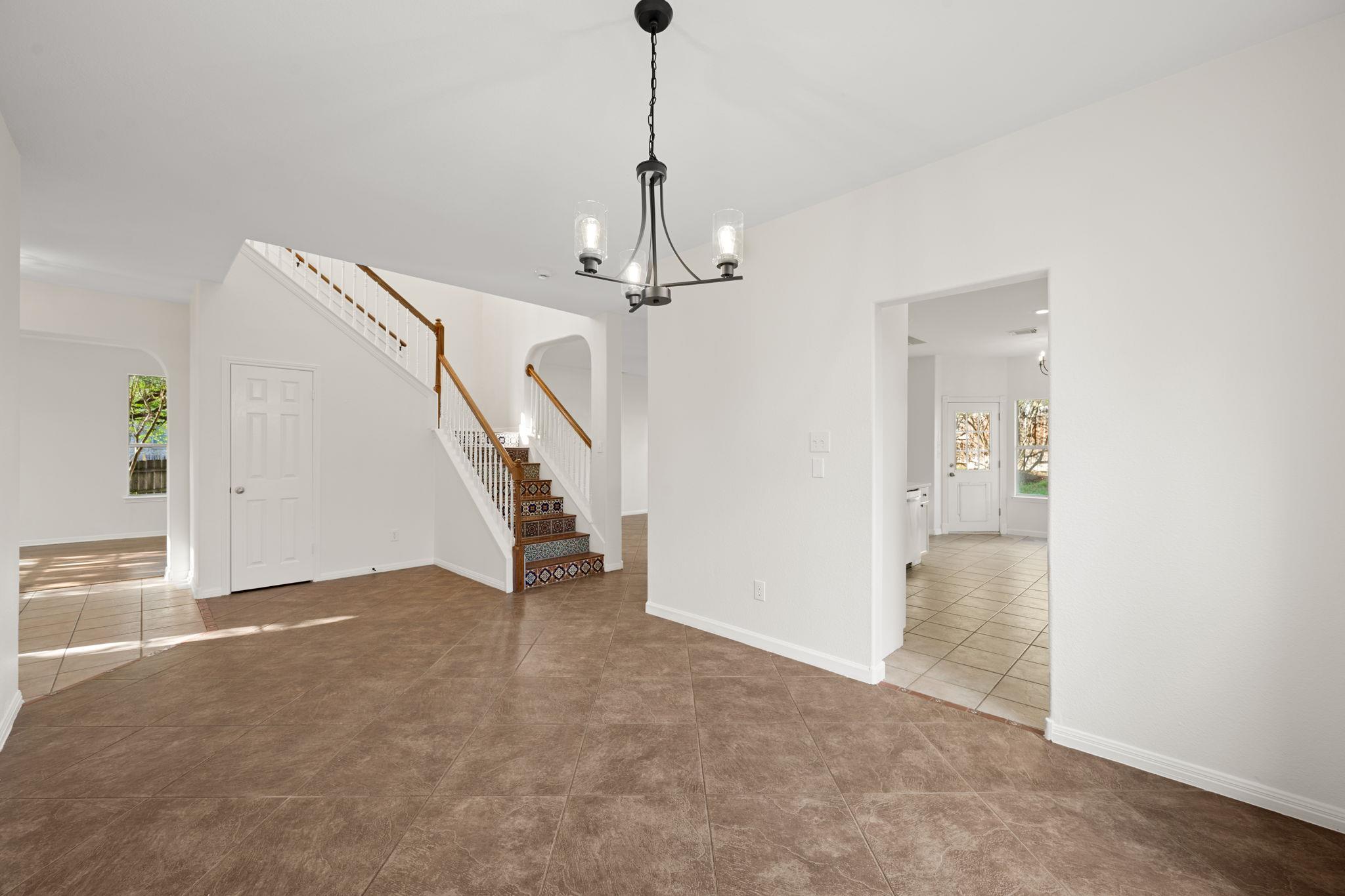1734 Chasewood Drive Austin TX 78727