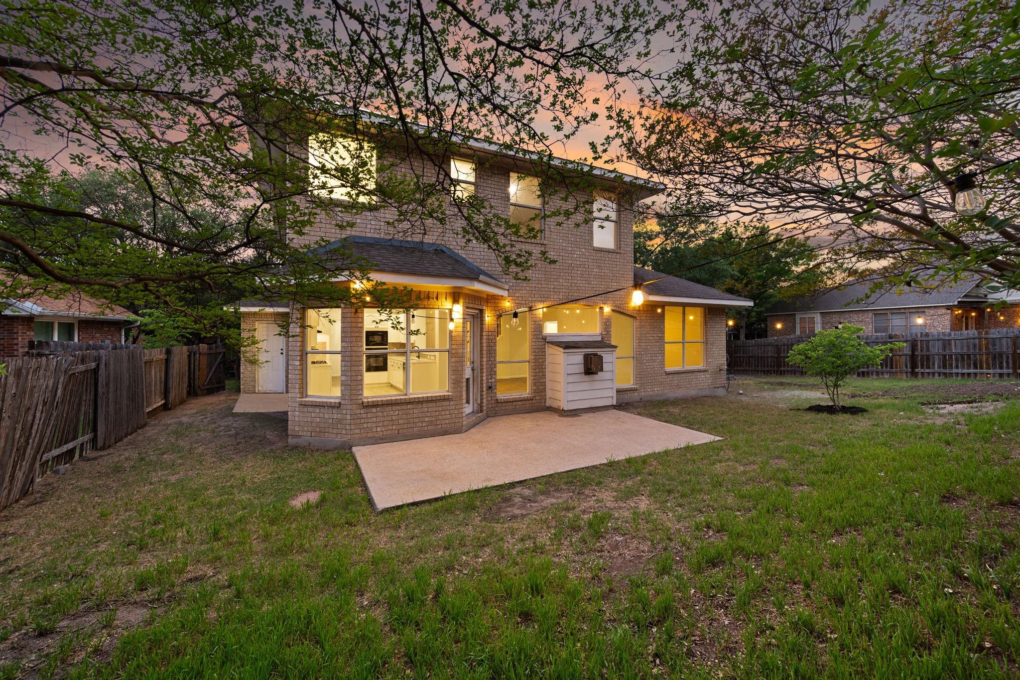1734 Chasewood Drive Austin TX 78727
