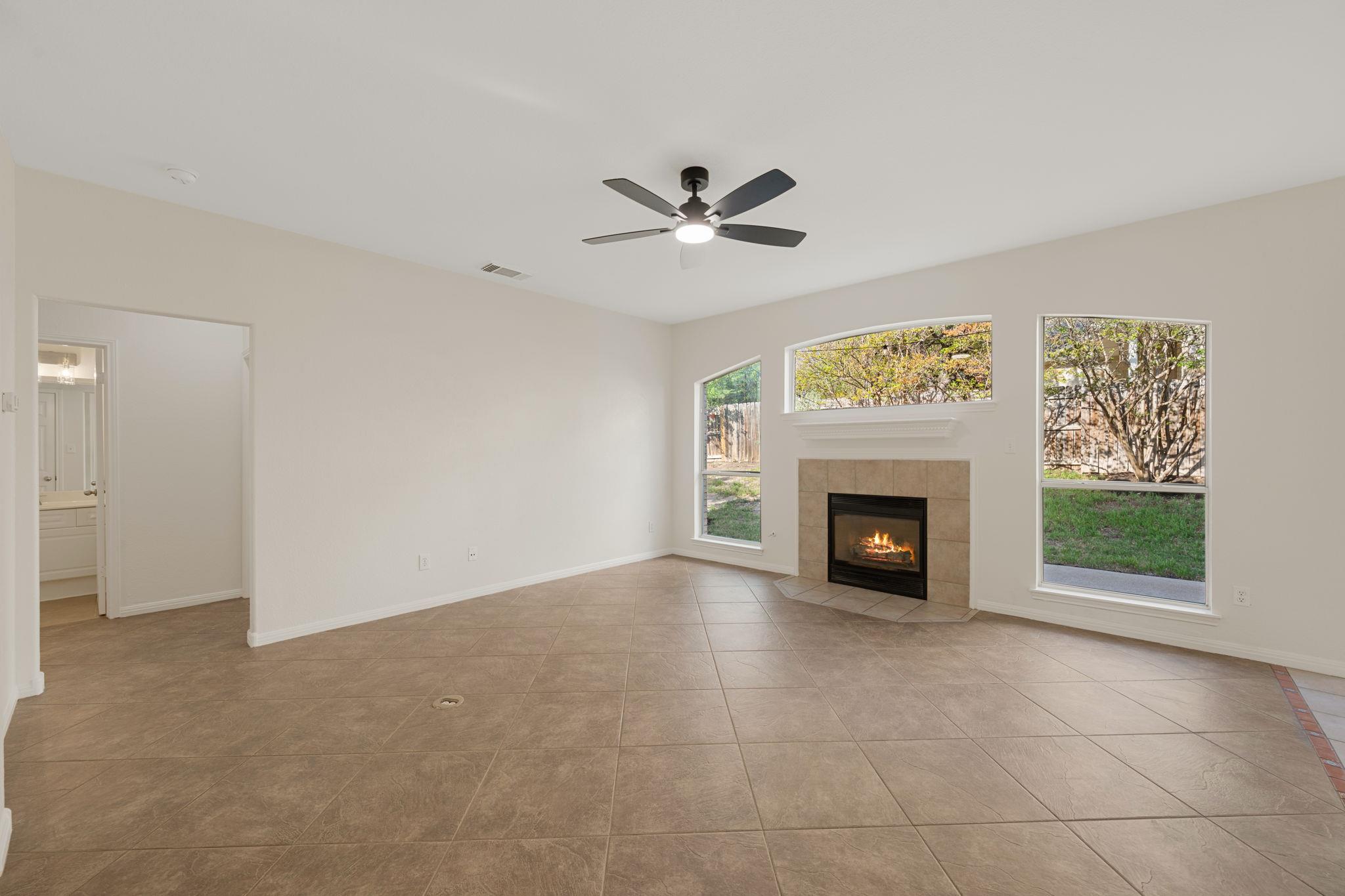1734 Chasewood Drive Austin TX 78727