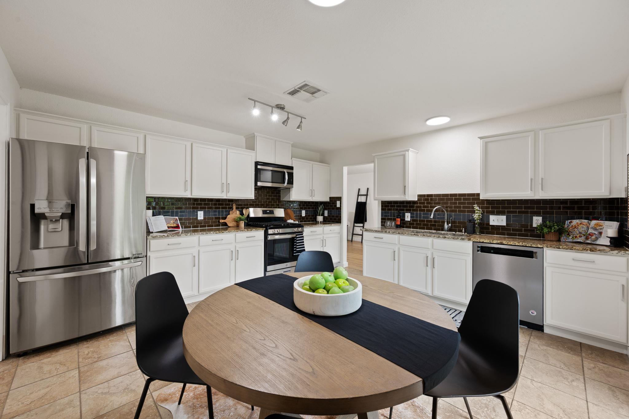 1004 Hughmont Drive Pflugerville TX 78660