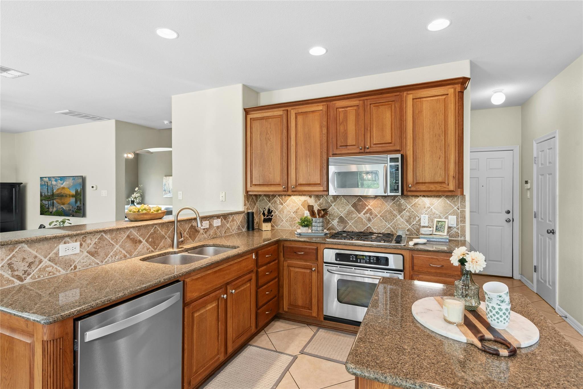2836 Plantation Drive Round Rock TX 78681