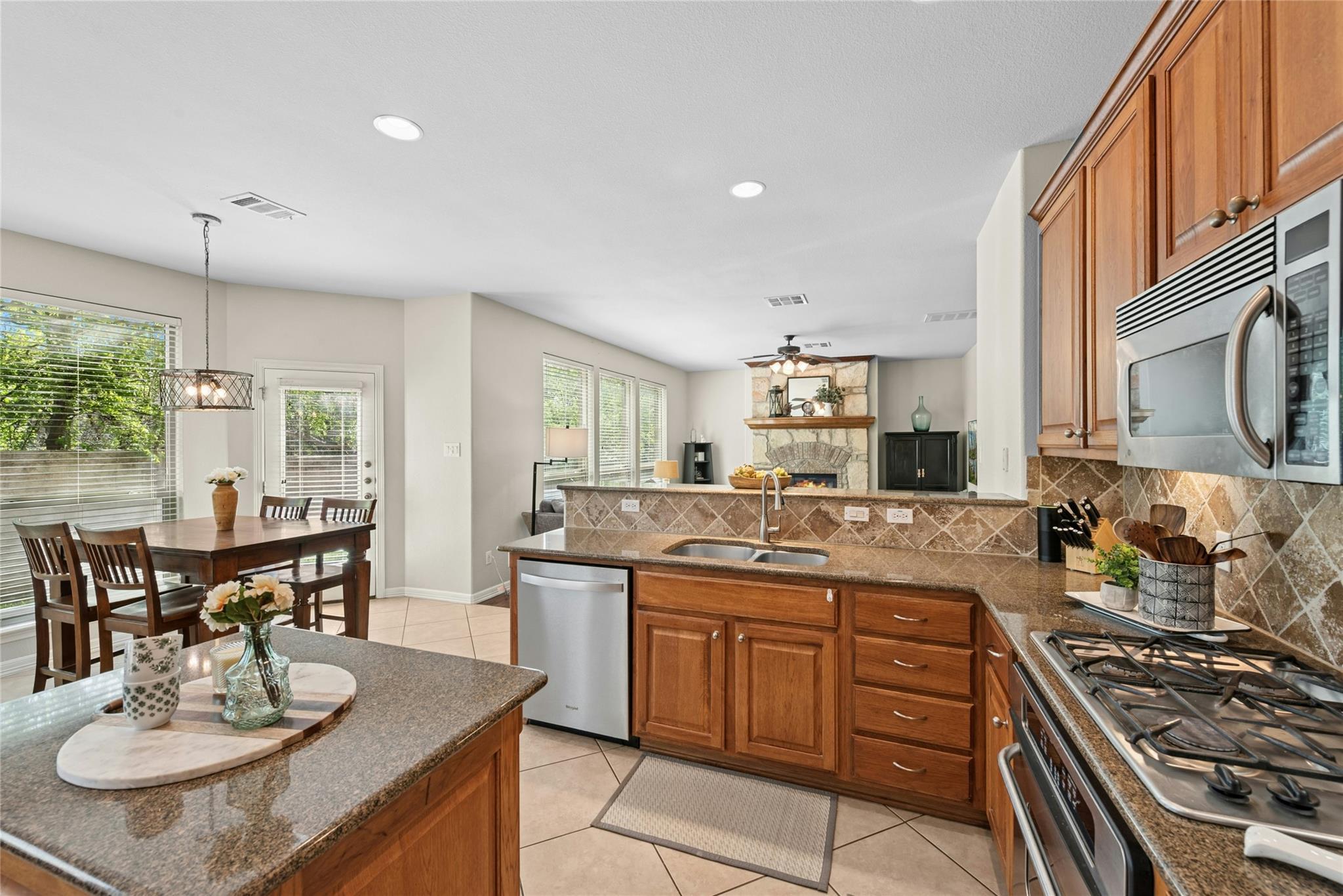 2836 Plantation Drive Round Rock TX 78681