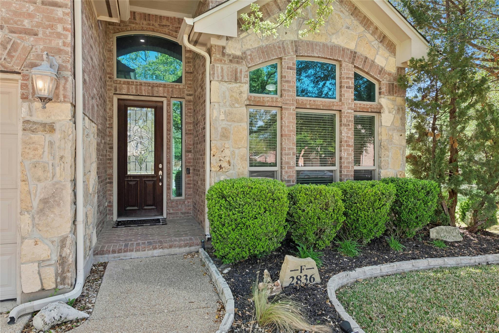 2836 Plantation Drive Round Rock TX 78681
