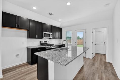 103 Betsy Road Hutto TX 78634