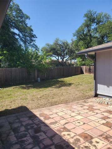 12102 Tanglebriar Cove Austin TX 78750