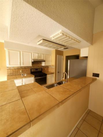 12102 Tanglebriar Cove Austin TX 78750