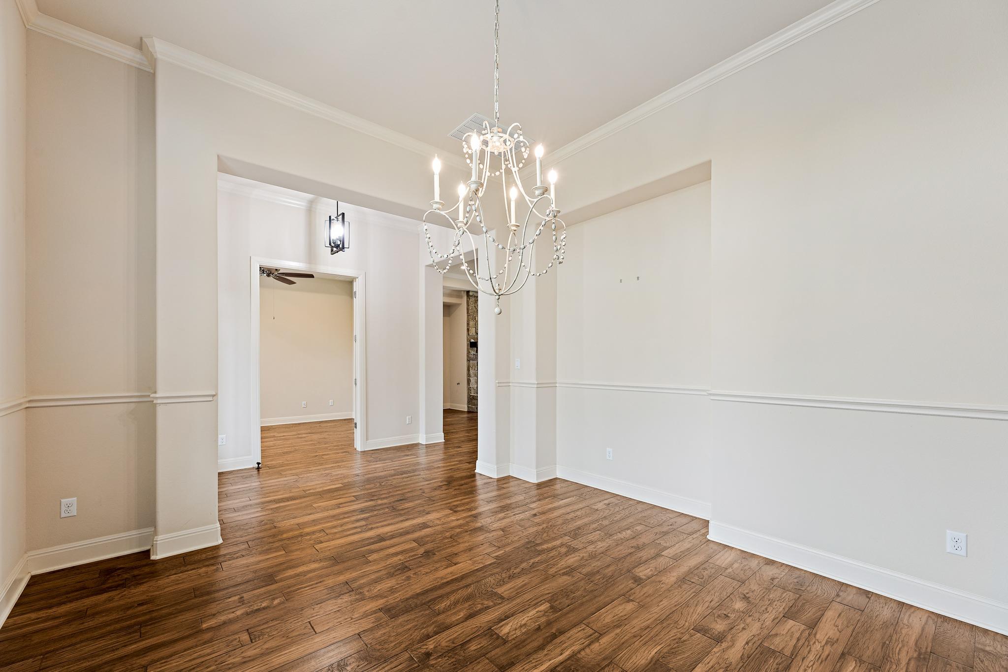 135 Gabriel Vista E Georgetown TX 78633