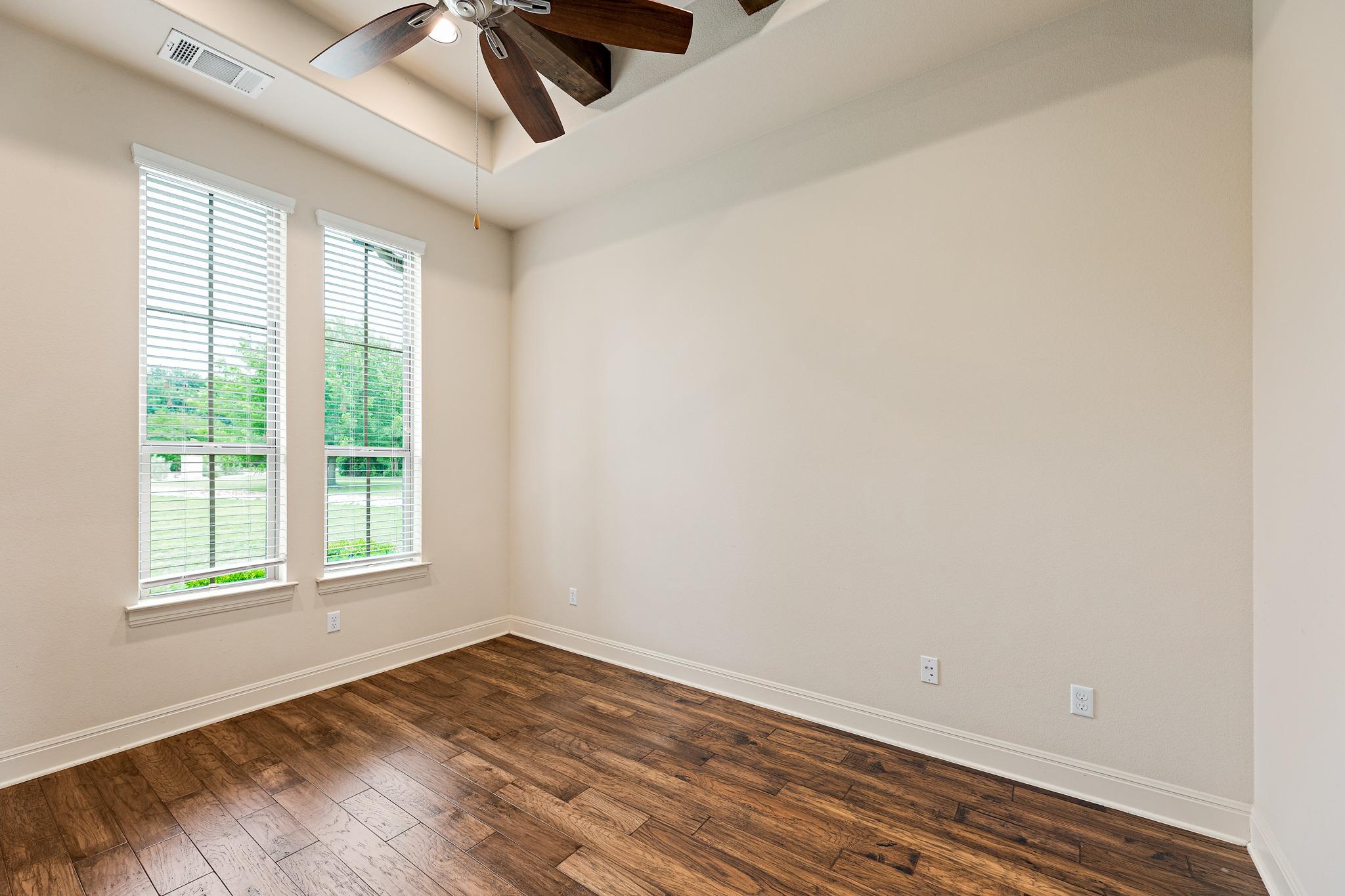 135 Gabriel Vista E Georgetown TX 78633