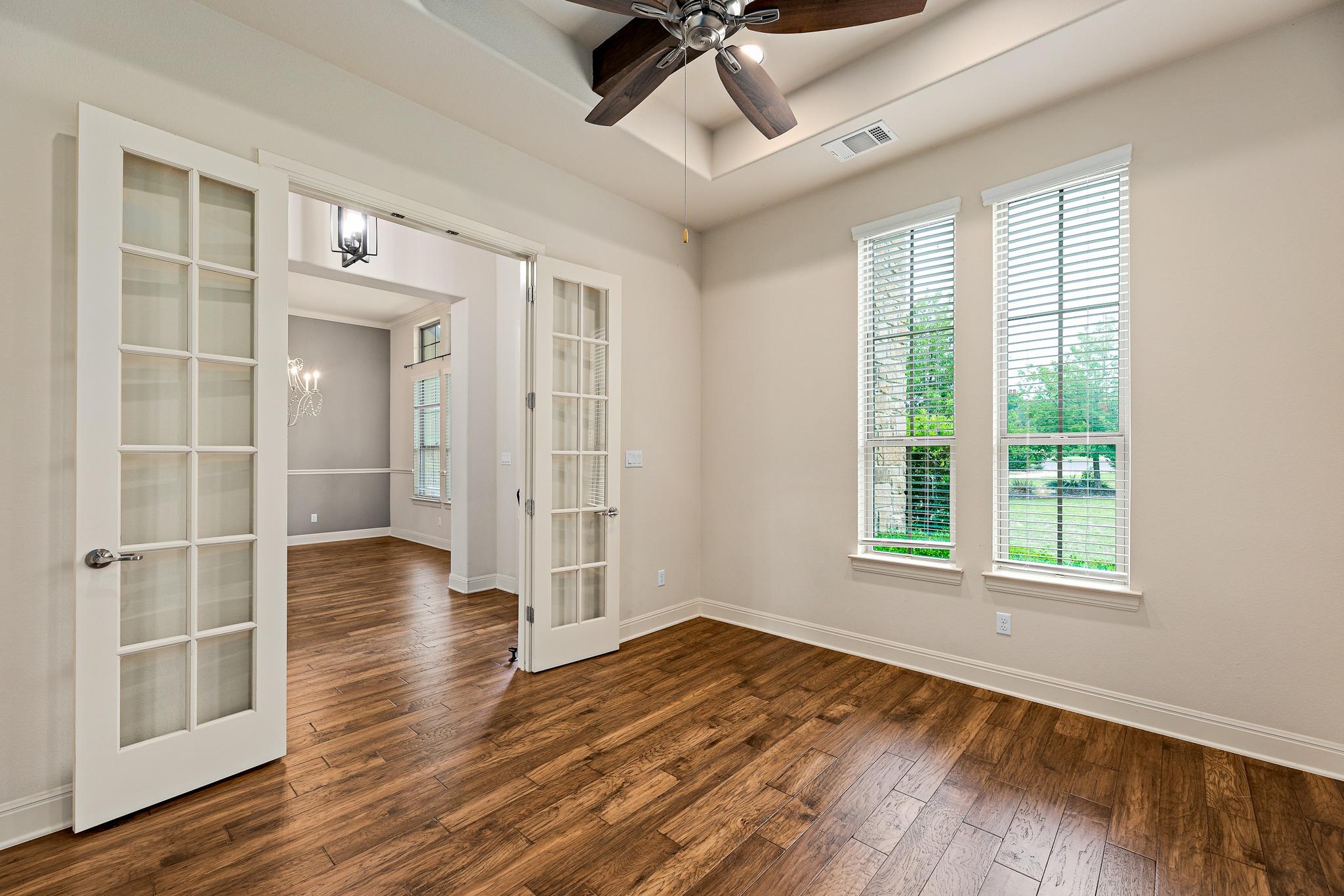 135 Gabriel Vista E Georgetown TX 78633