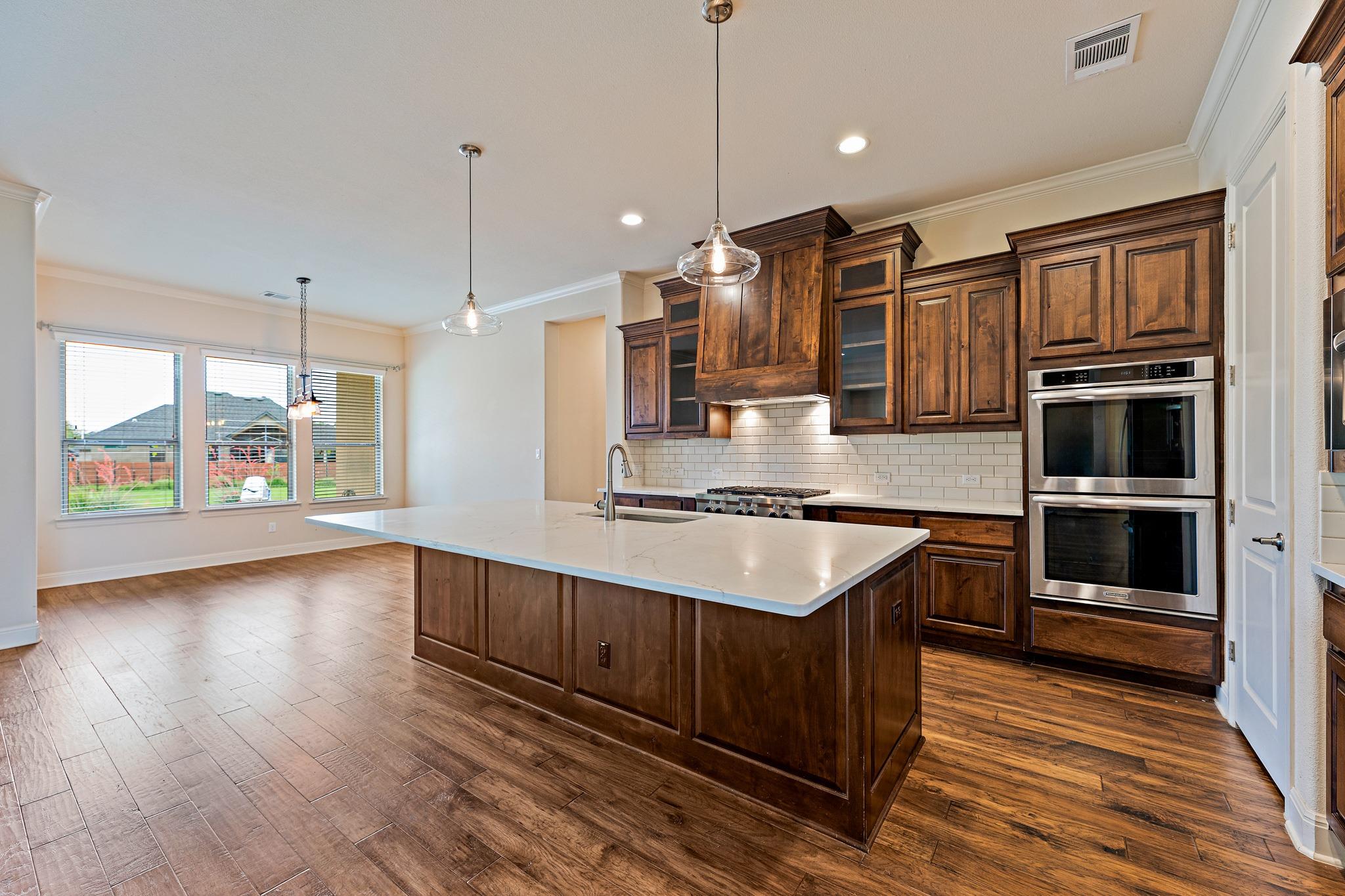 135 Gabriel Vista E Georgetown TX 78633