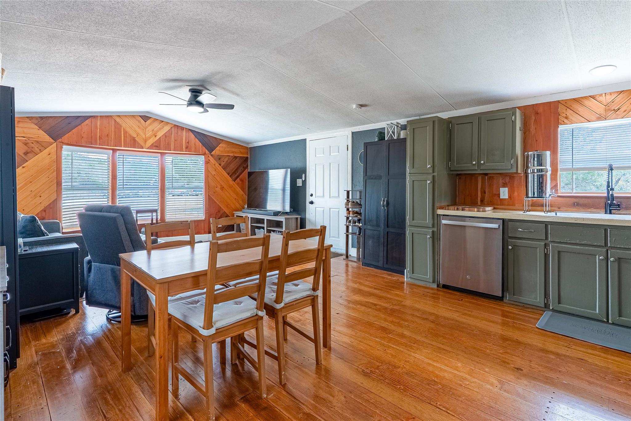 9220 County Road 272 Bertram TX 78605