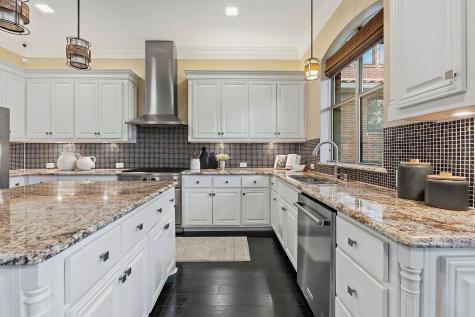 1917 Lakecliff Hills Lane Austin TX 78732