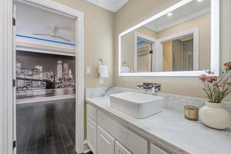 1917 Lakecliff Hills Lane Austin TX 78732