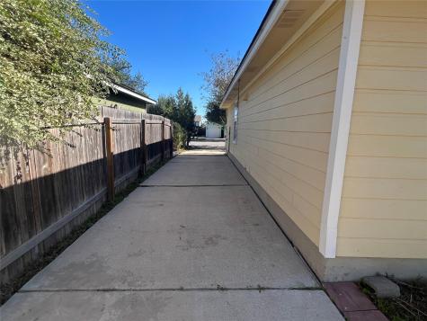 11512 Melstone Drive Manor TX 78653