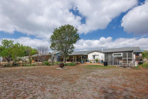 1120 Palomino Lane San Marcos TX 78666