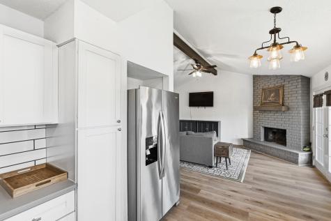 5610 Fence Row Austin TX 78744