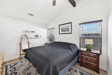 5610 Fence Row Austin TX 78744