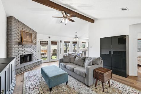 5610 Fence Row Austin TX 78744