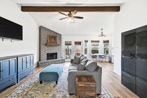 5610 Fence Row Austin TX 78744