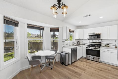 5610 Fence Row Austin TX 78744