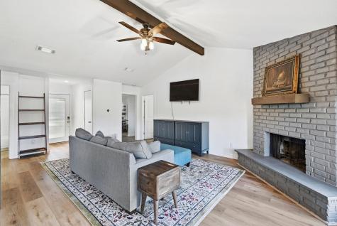 5610 Fence Row Austin TX 78744