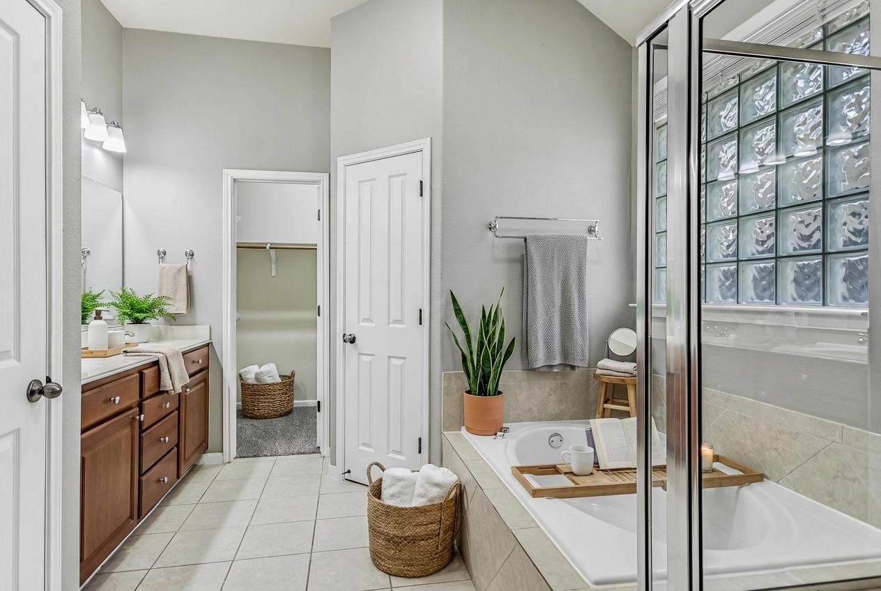 7416 Brecourt Manor Way Austin TX 78739
