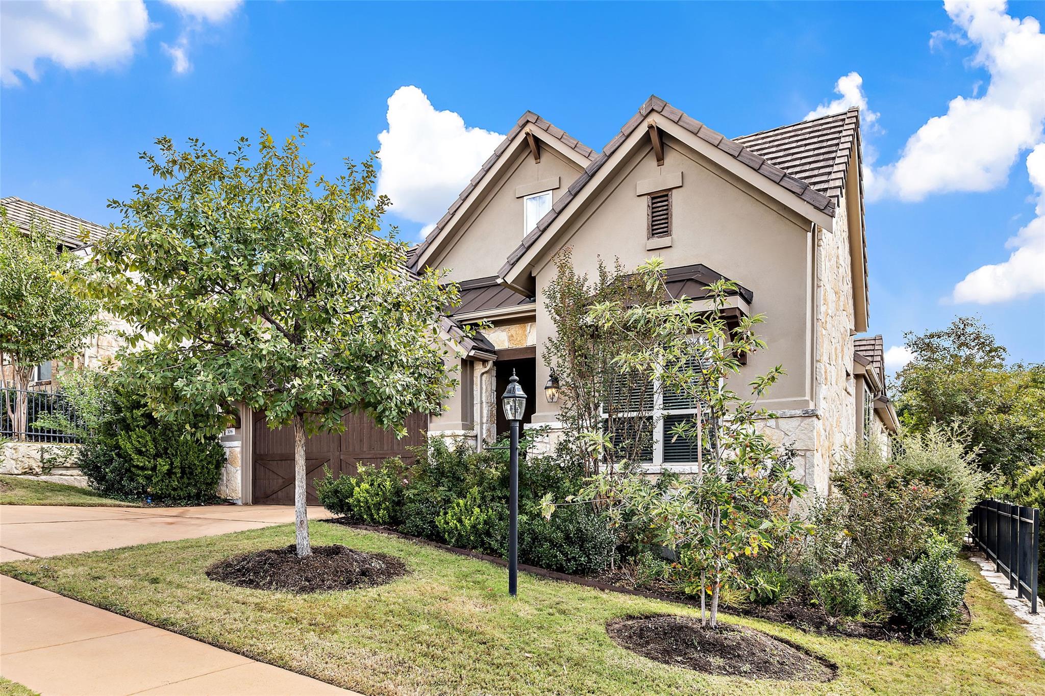106 Maxwell Way Austin TX 78738