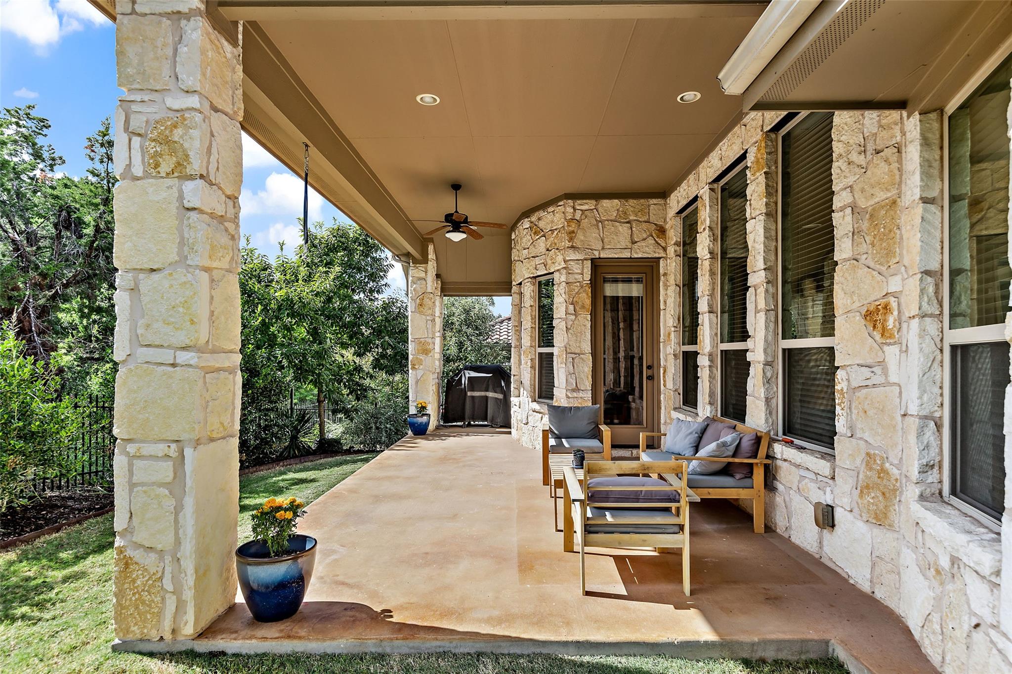 106 Maxwell Way Austin TX 78738
