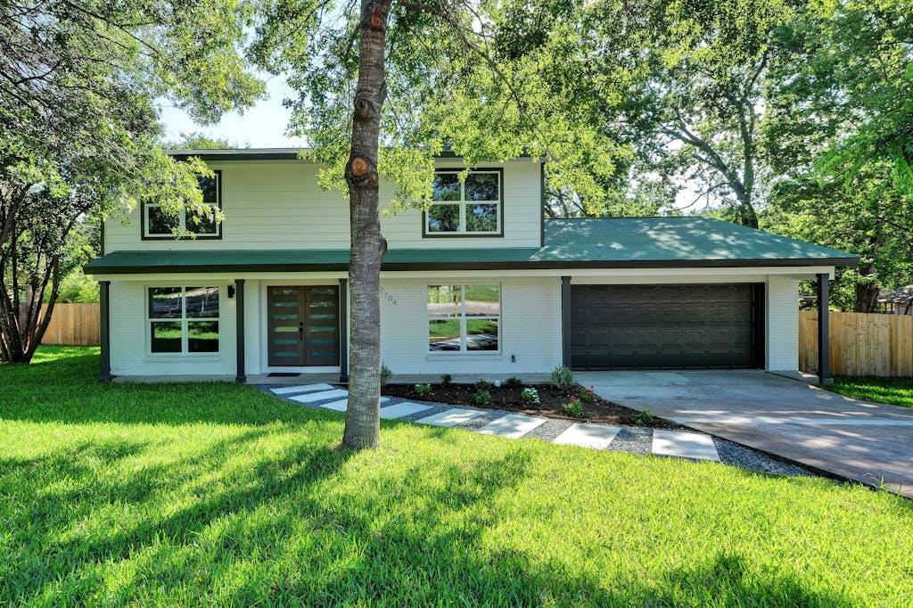 2704 Loyola Lane Austin TX 78723