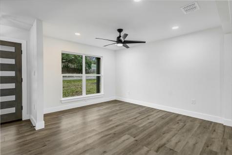 2704 Loyola Lane Austin TX 78723