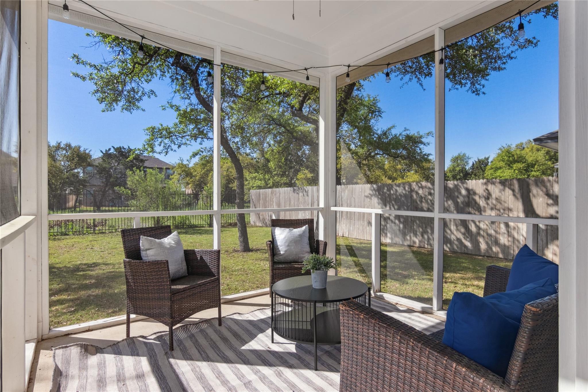 208 Callahan Lane Leander TX 78641