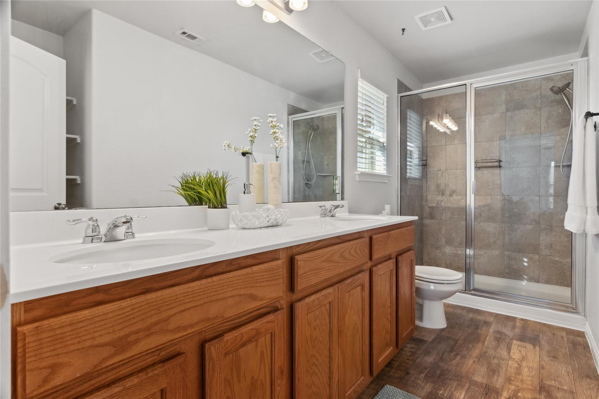 208 Callahan Lane Leander TX 78641
