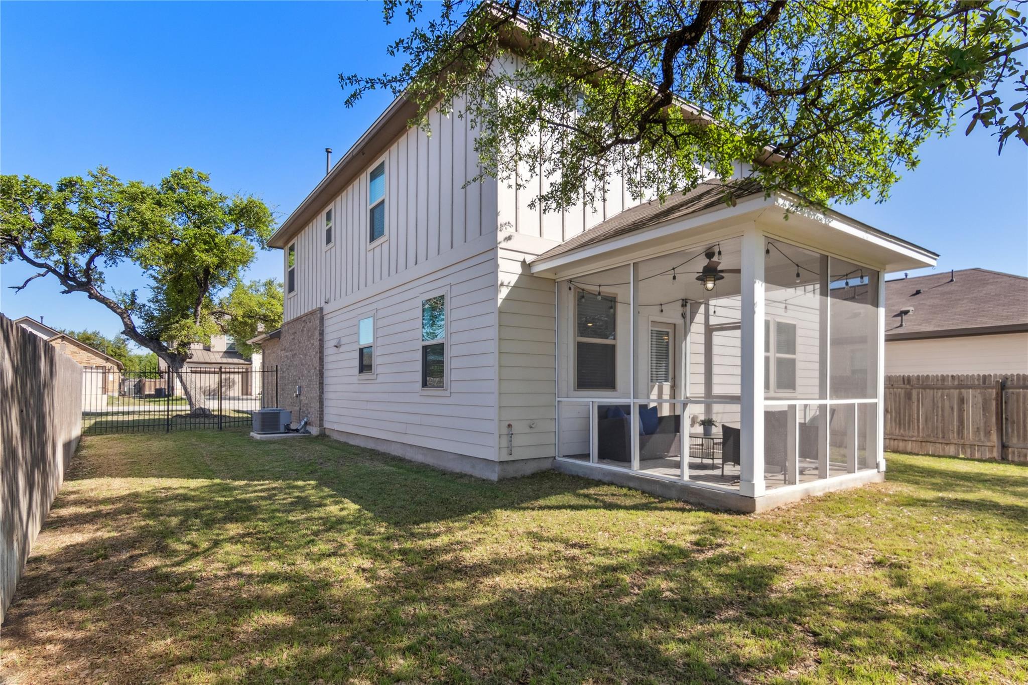 208 Callahan Lane Leander TX 78641