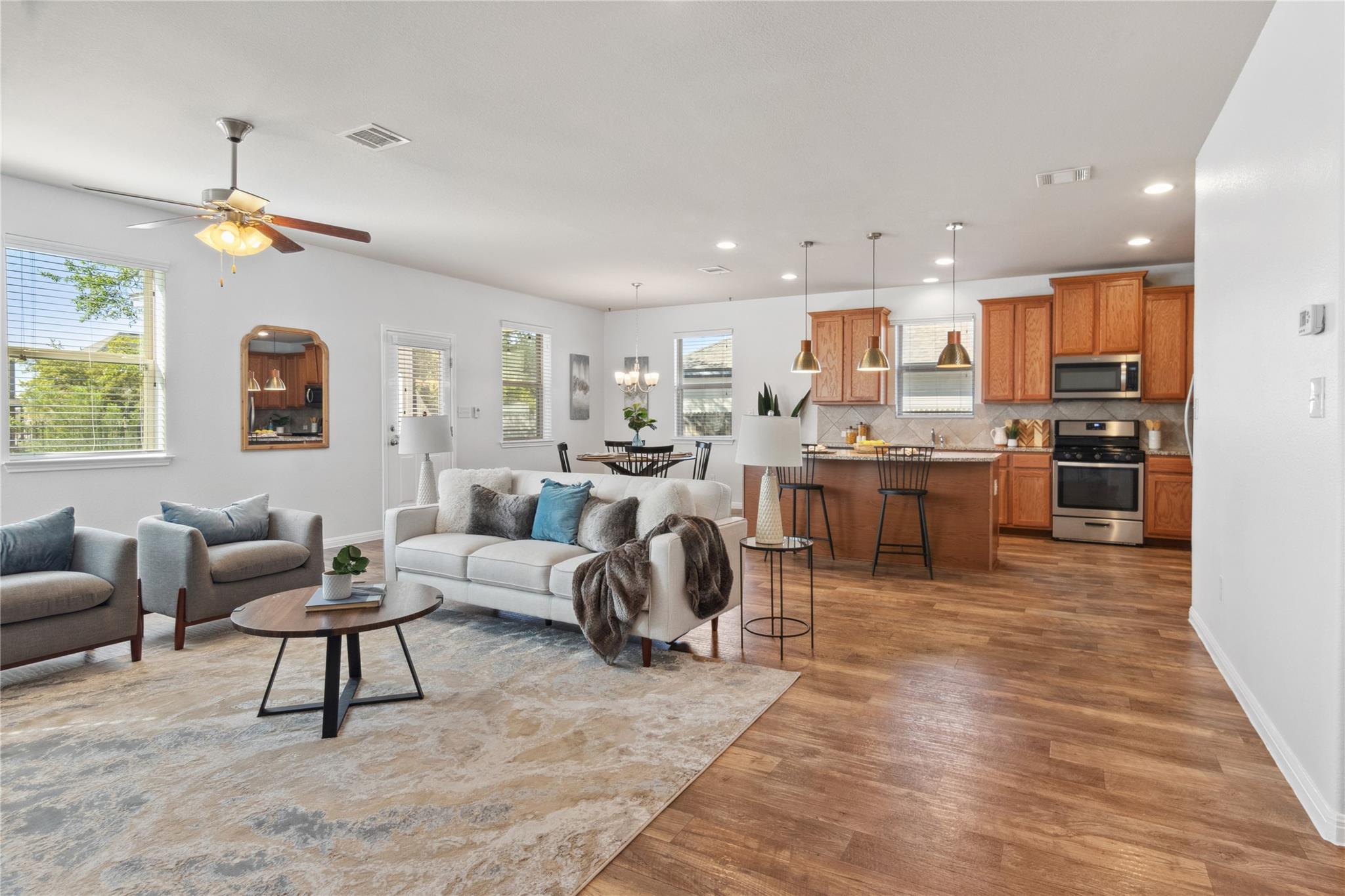 208 Callahan Lane Leander TX 78641