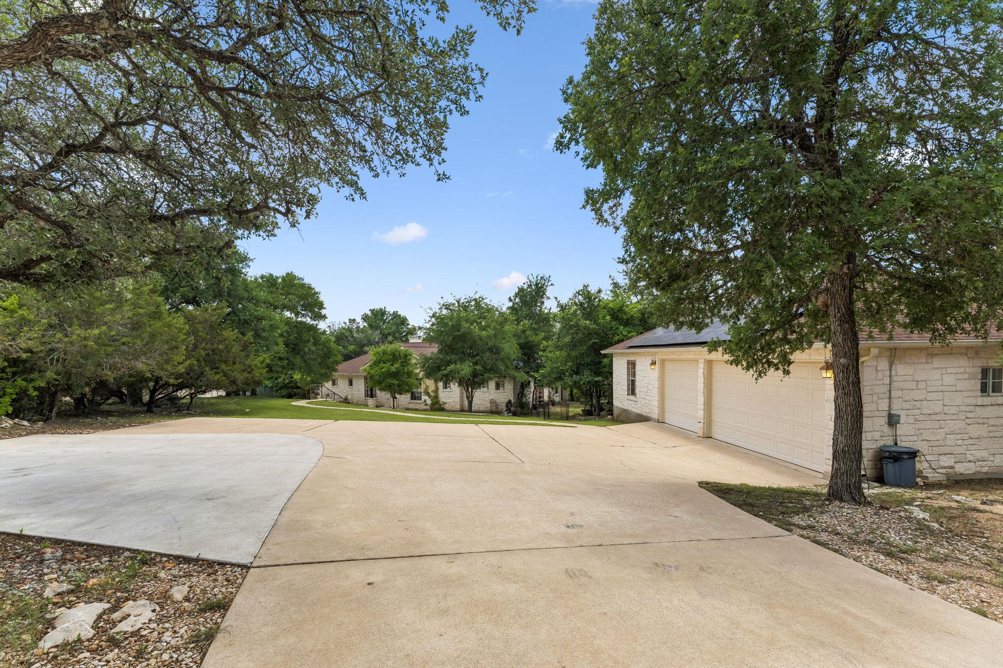 23621 Indian Divide Cove Spicewood TX 78669