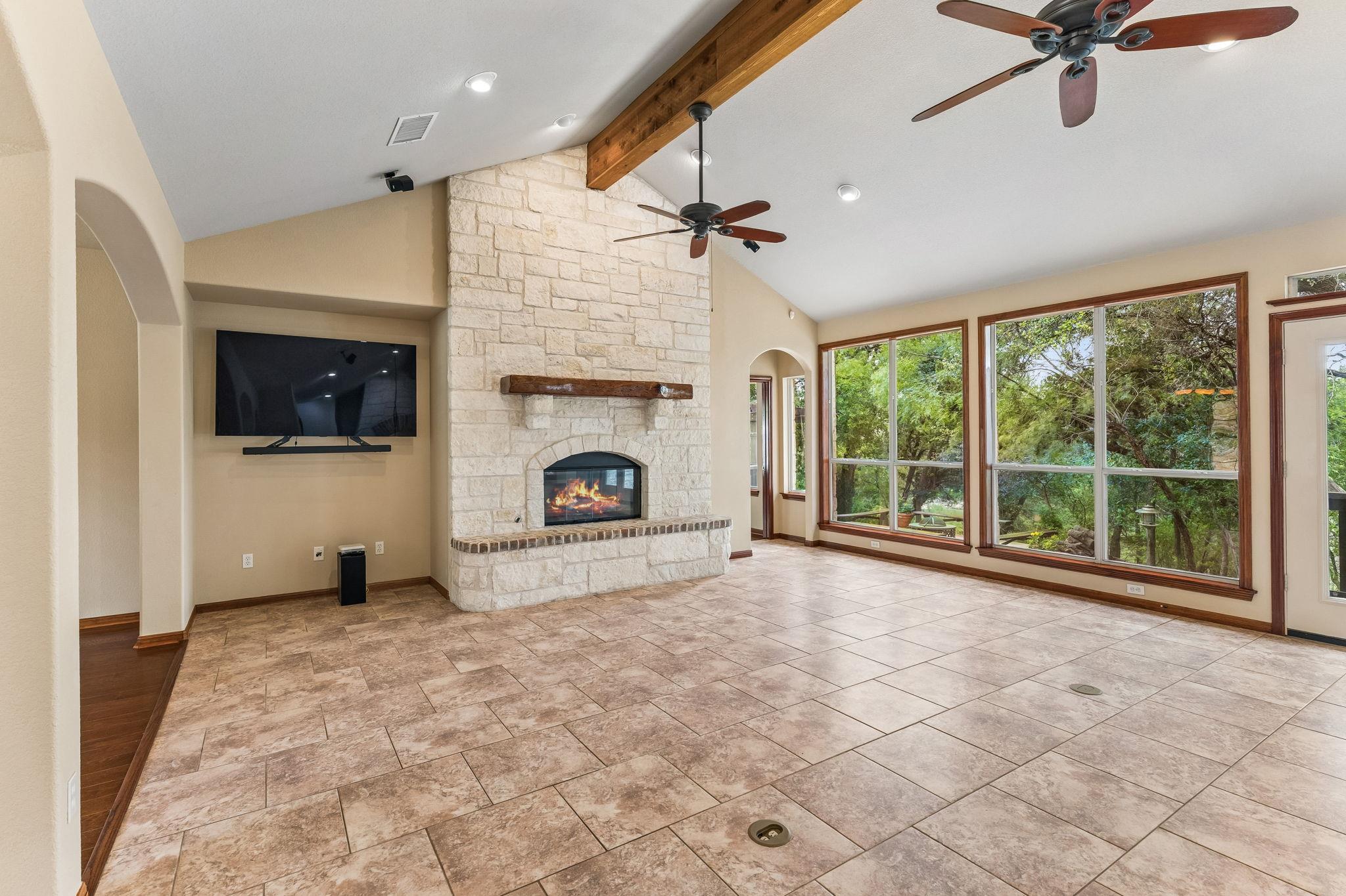 23621 Indian Divide Cove Spicewood TX 78669