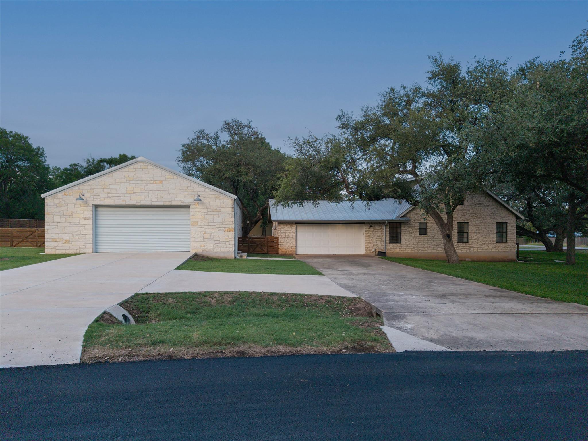 208 Willet Drive Buda TX 78610
