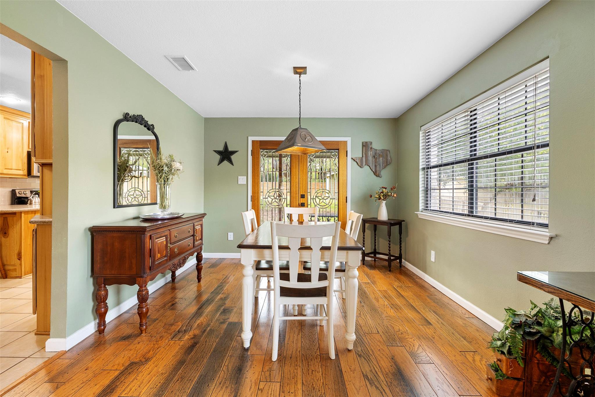 208 Willet Drive Buda TX 78610
