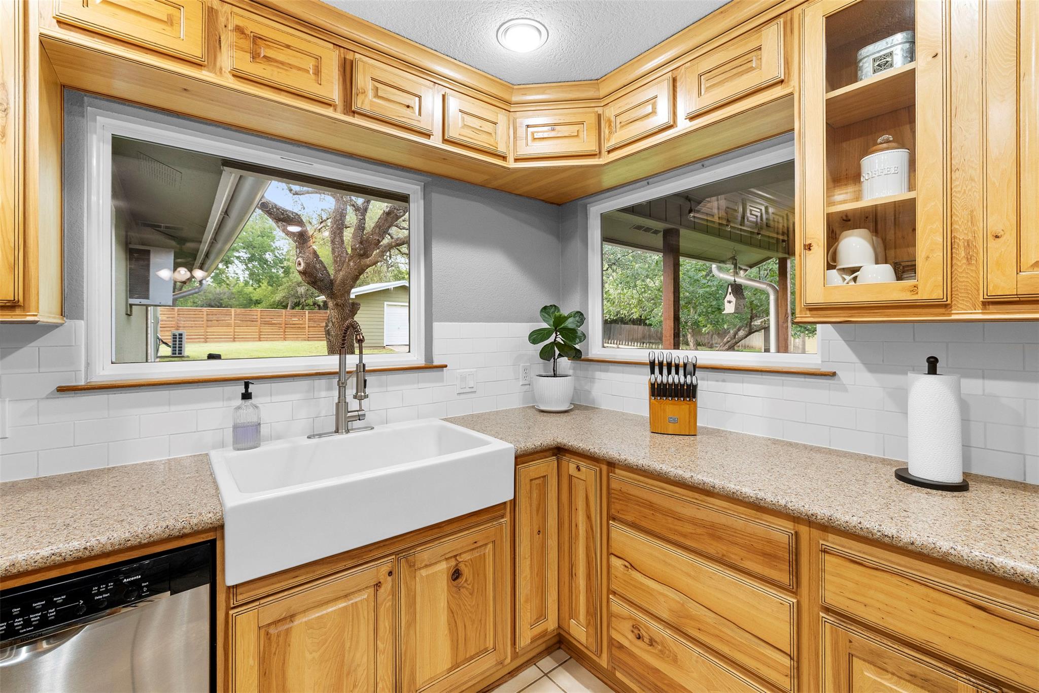 208 Willet Drive Buda TX 78610