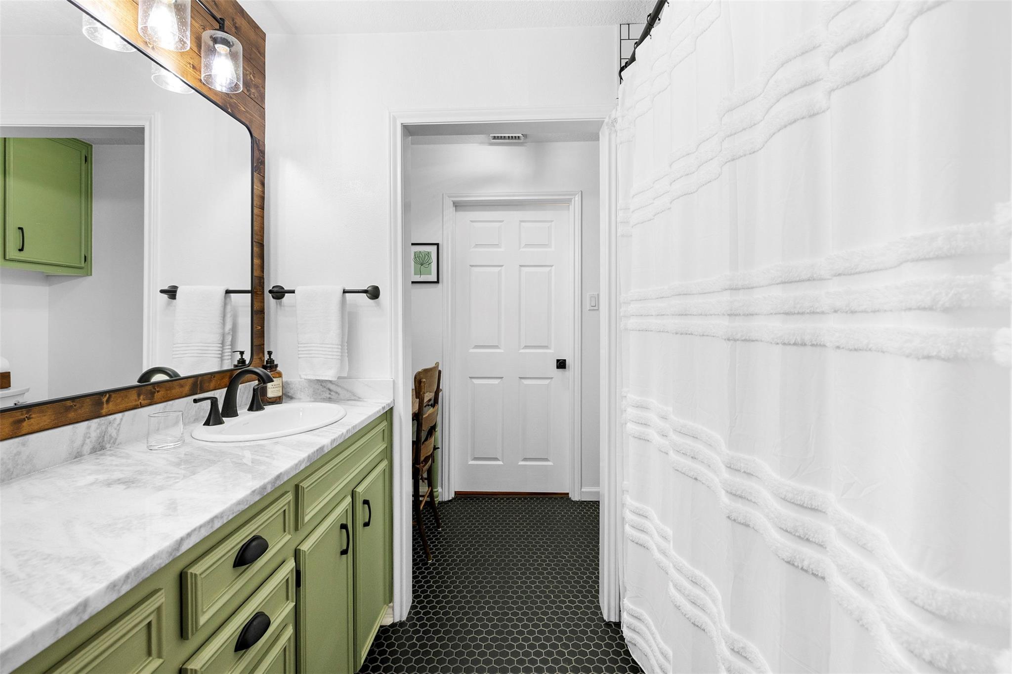 208 Willet Drive Buda TX 78610