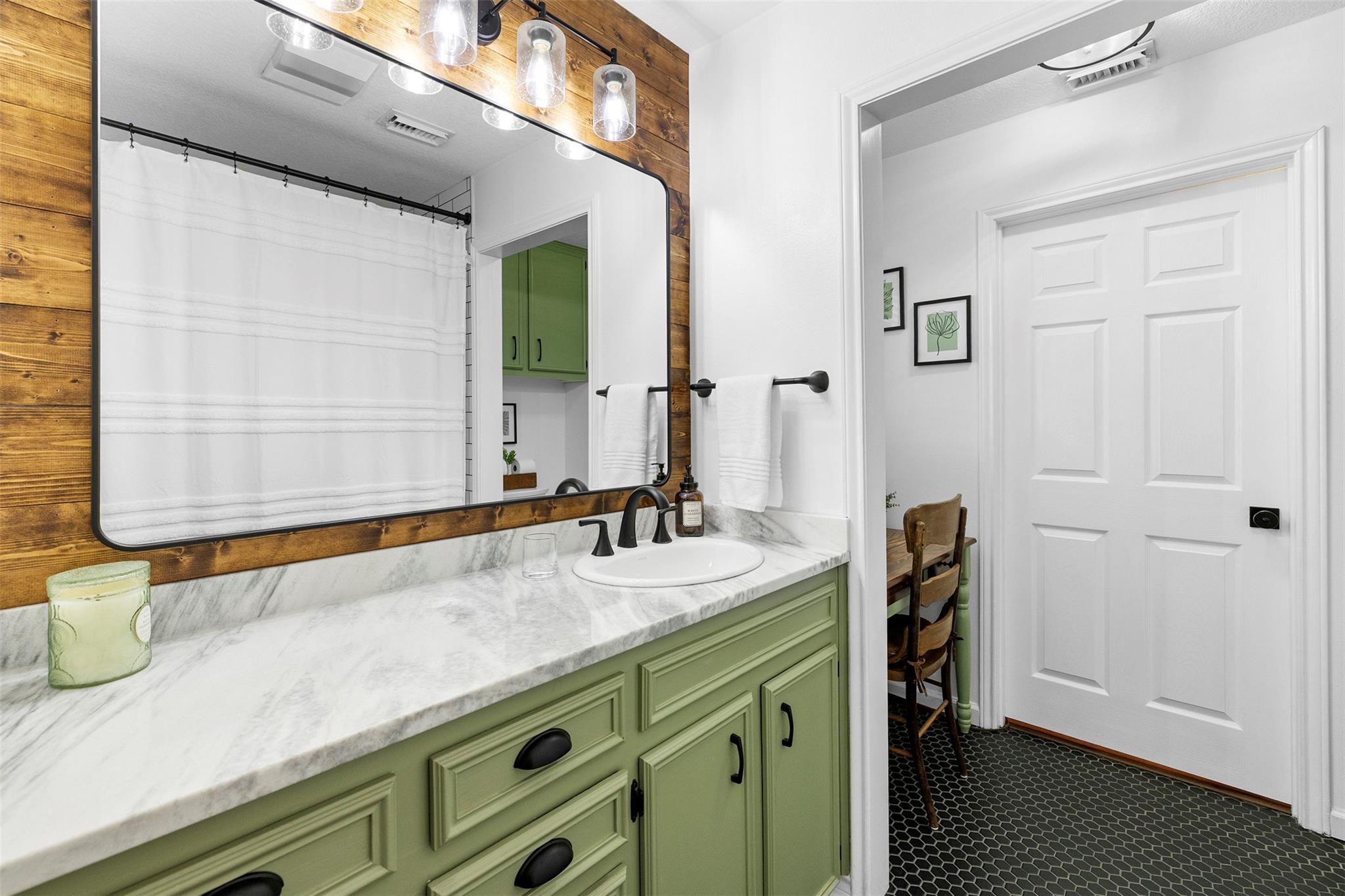 208 Willet Drive Buda TX 78610
