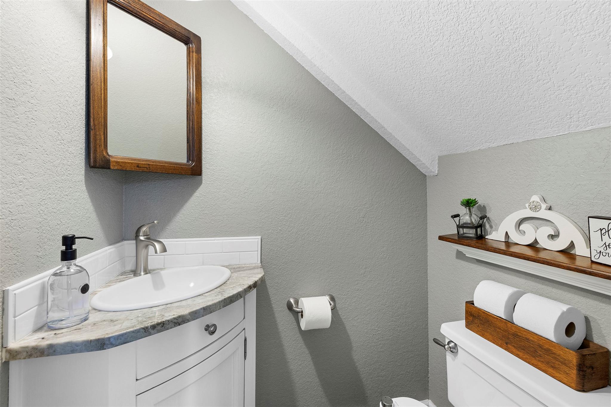 208 Willet Drive Buda TX 78610