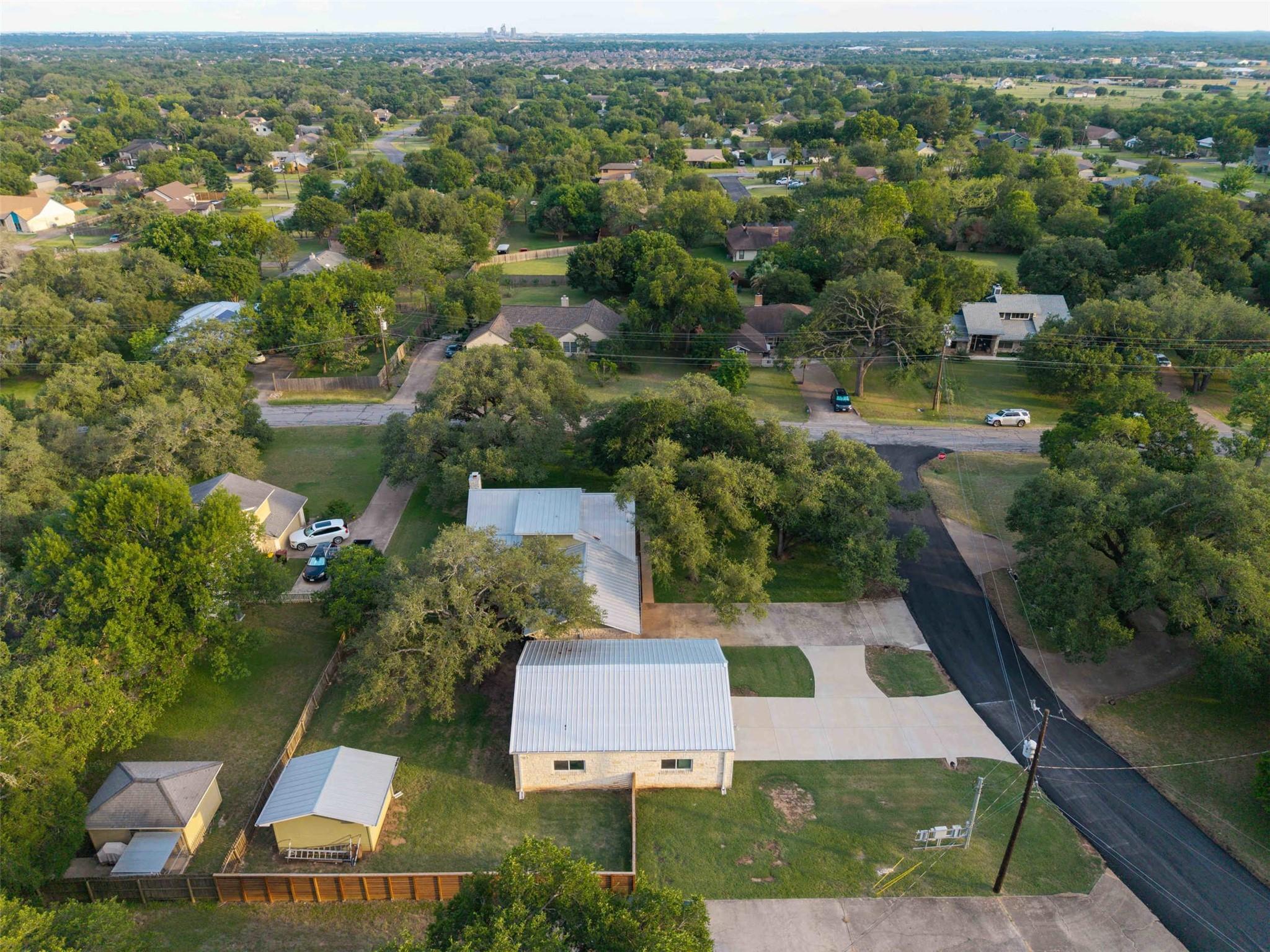 208 Willet Drive Buda TX 78610