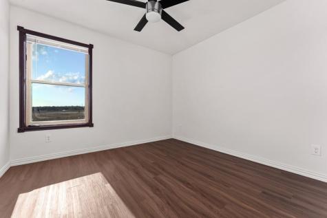 1206 Walter Hoffman Road Cedar Creek TX 78612