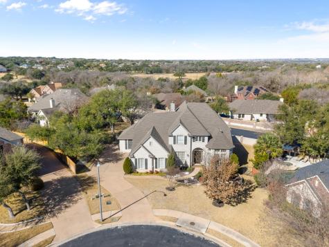 1543 Weiskopf Loop Round Rock TX 78664